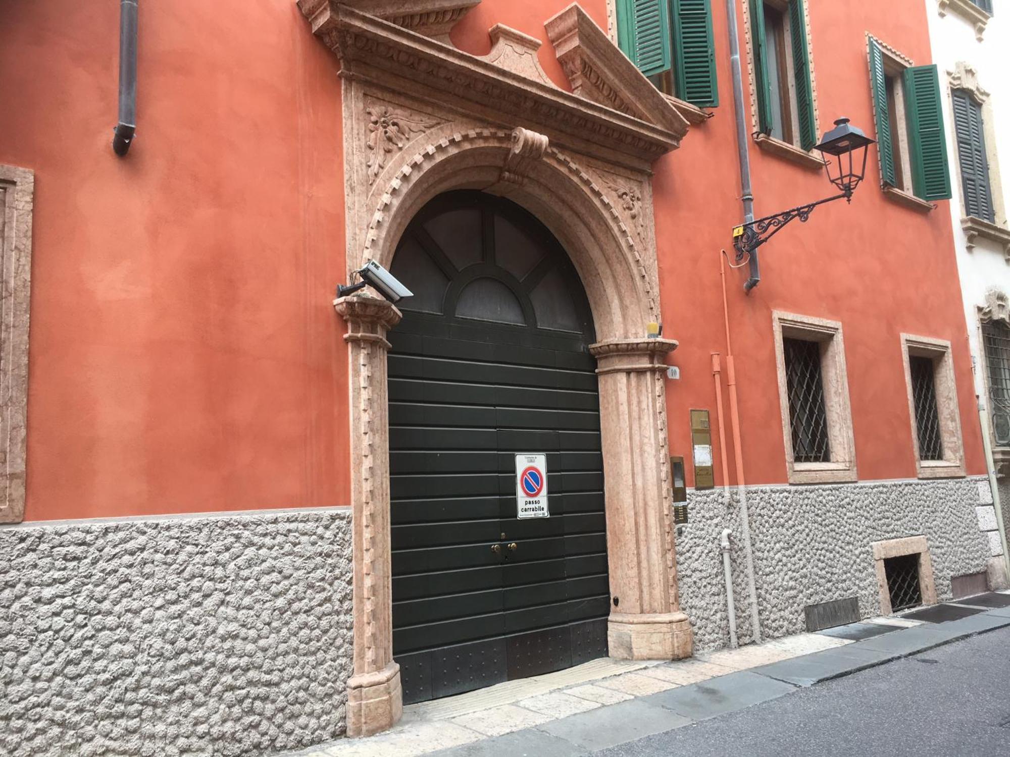 Veronajourneys Emilei Exterior photo
